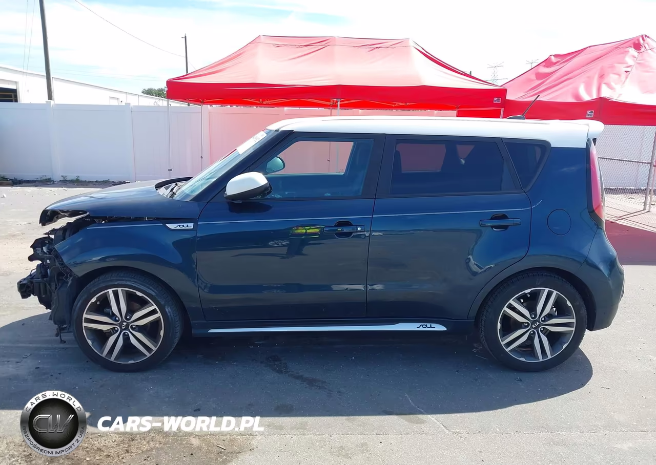 2018 Kia Soul + VIN:KNDJP3A54J7576419 - 15