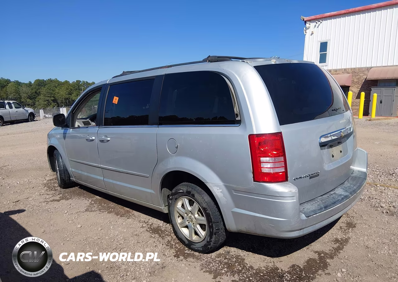 2008 Chrysler Town & Country Touring VIN:2A8HR54P28R124021 - 3