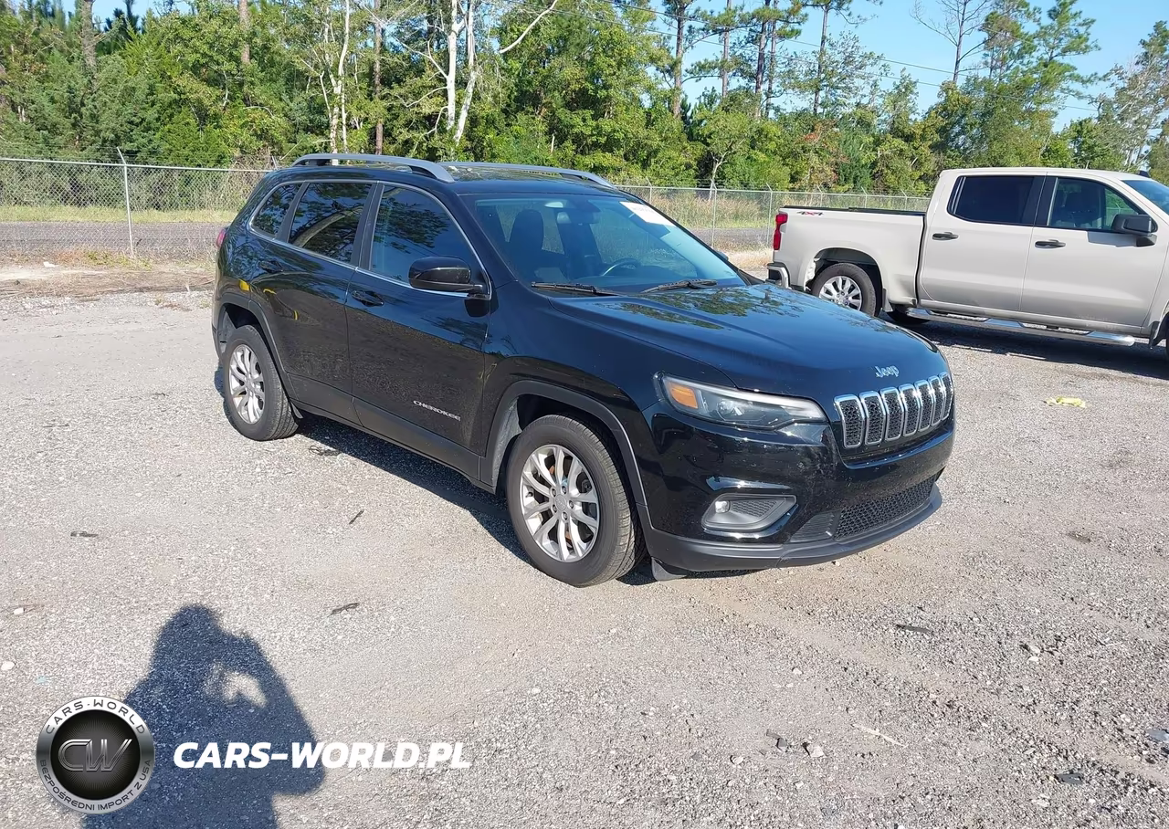 2019 Jeep Cherokee Latitude Fwd