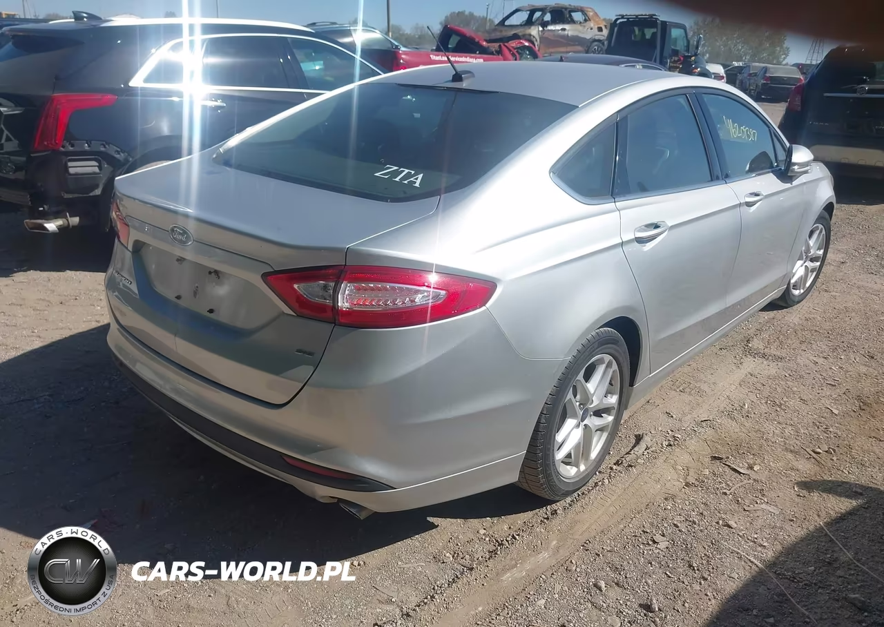 2015 Ford Fusion Se VIN:3FA6P0H72FR238244 - 4