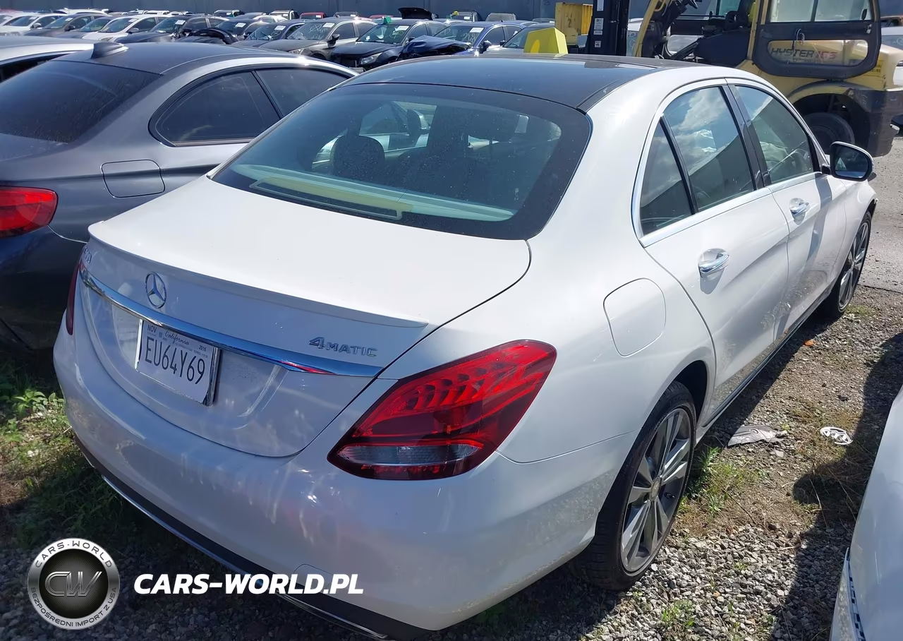 2016 Mercedes-Benz C 300 4Matic VIN:55SWF4KB2GU109293 - 4