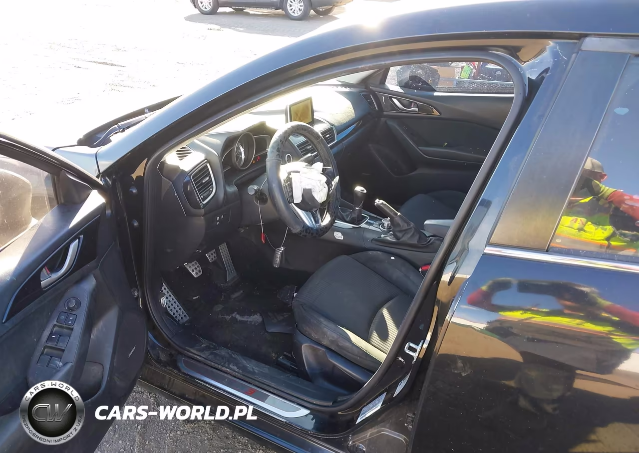 2014 Mazda Mazda3 I Touring VIN:JM1BM1V72E1129948 - 5