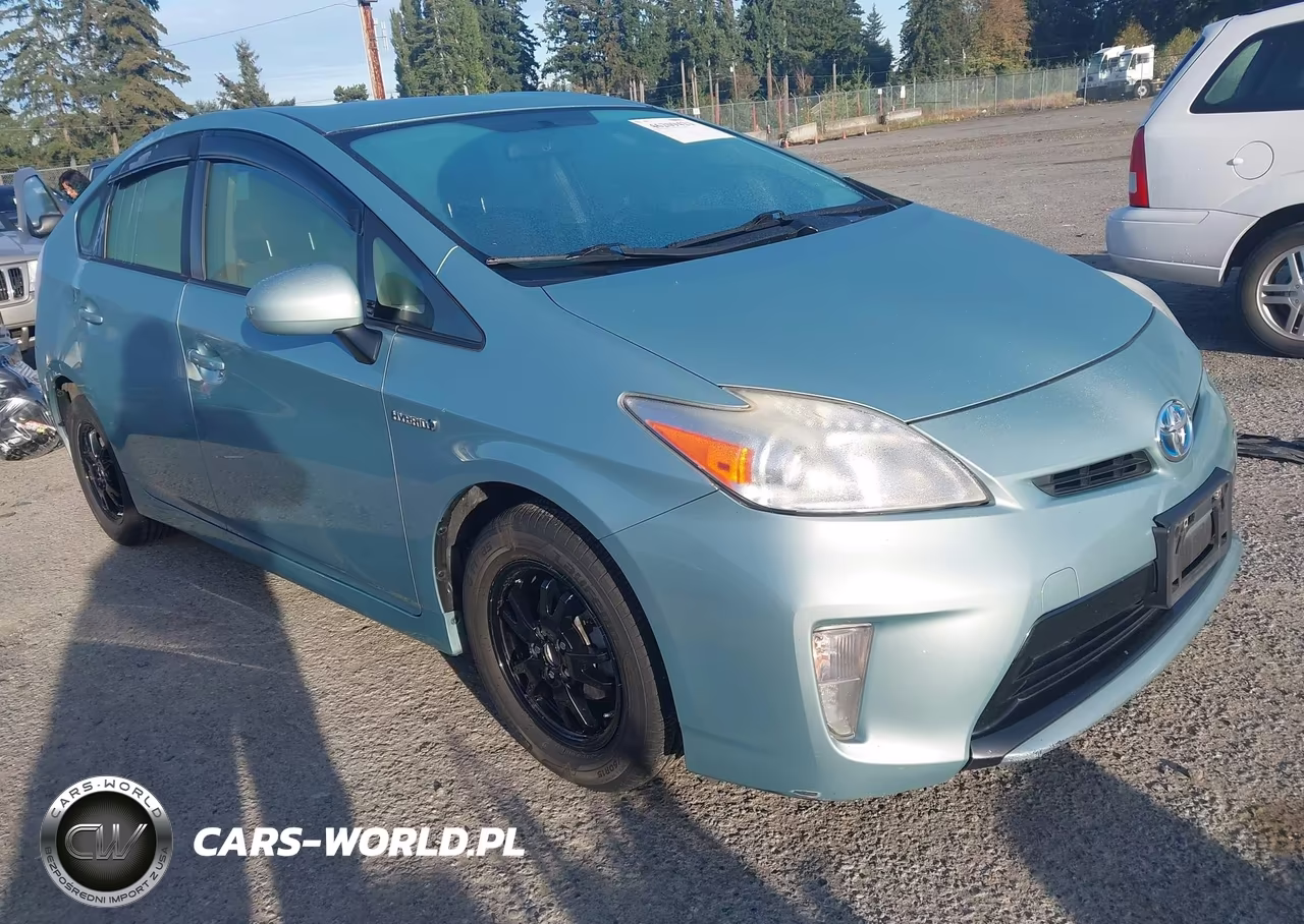 2013 Toyota Prius Three