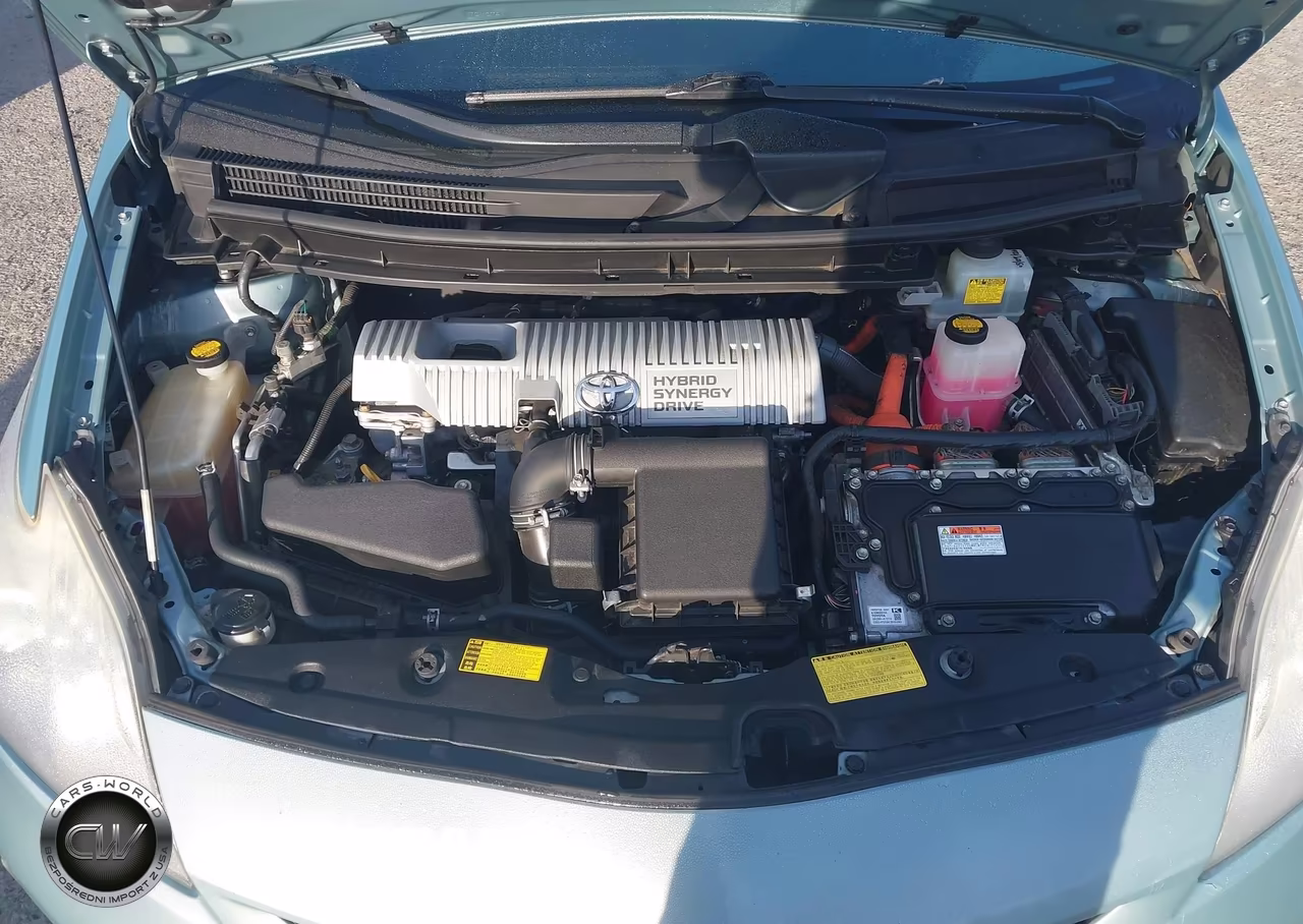 2013 Toyota Prius Three VIN:JTDKN3DU7D5632575 - 10