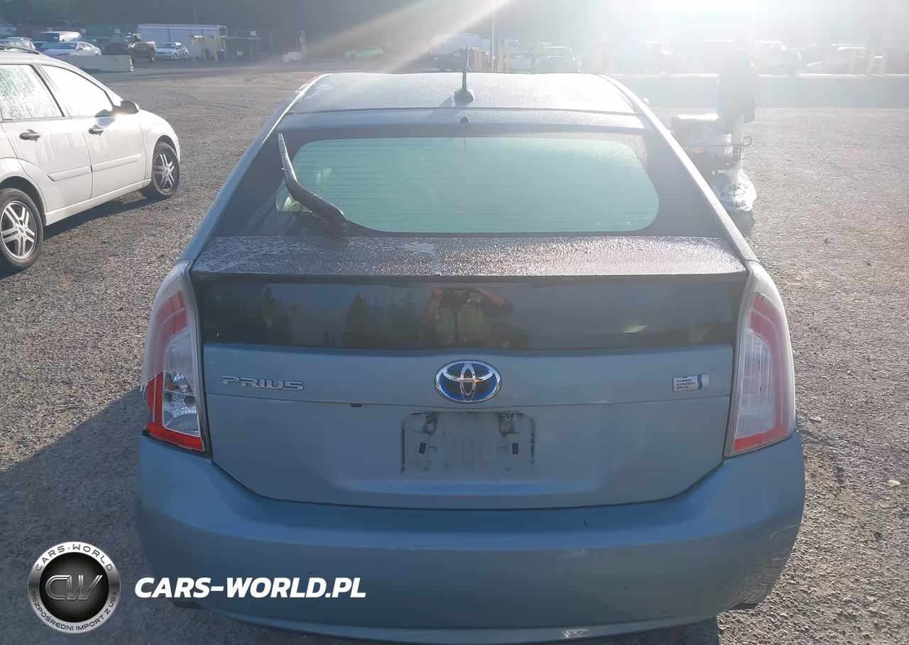2013 Toyota Prius Three VIN:JTDKN3DU7D5632575 - 16