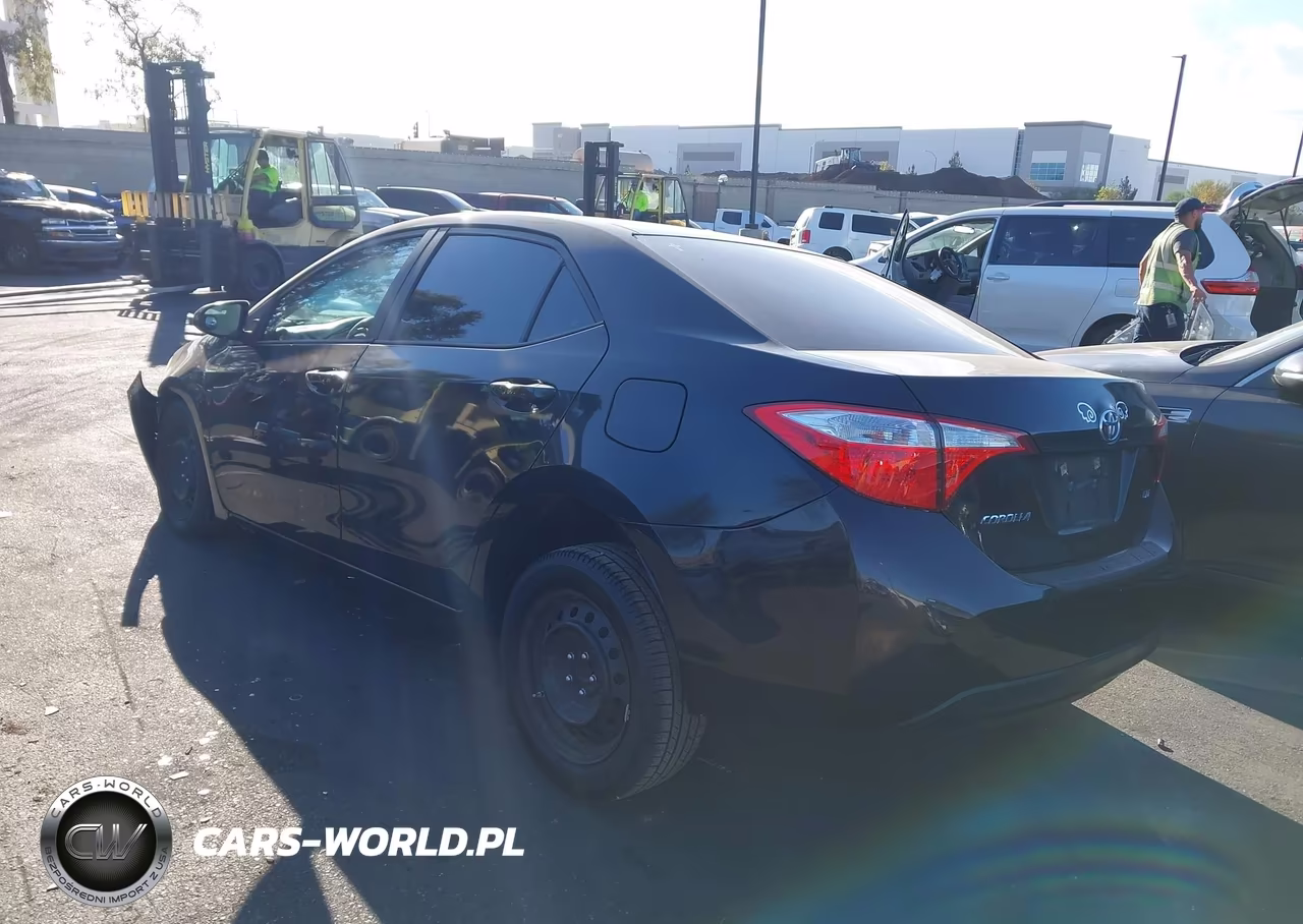 2014 Toyota Corolla Le VIN:5YFBURHE0EP061007 - 3