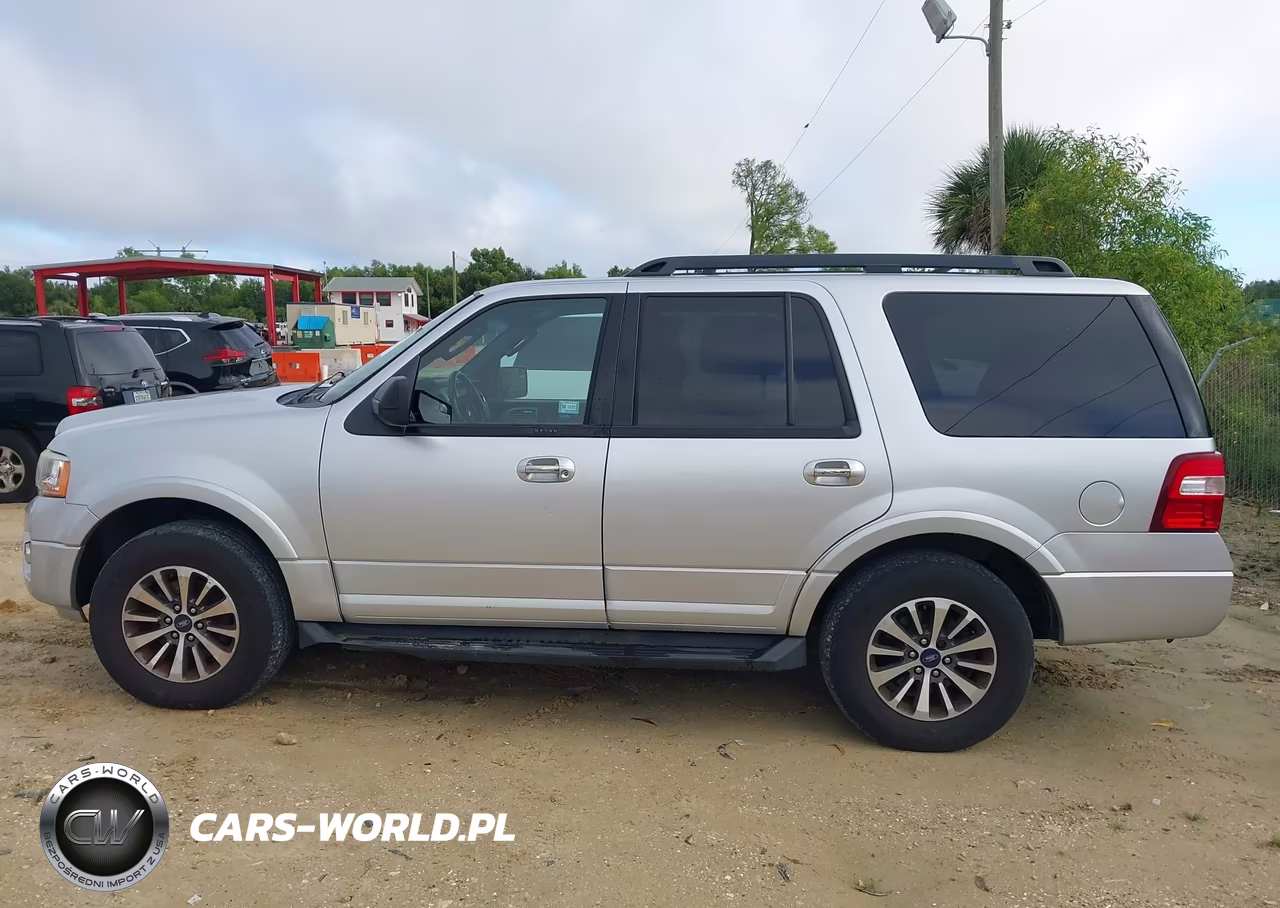 2016 Ford Expedition Xlt VIN:1FMJU1JT0GEF53084 - 14