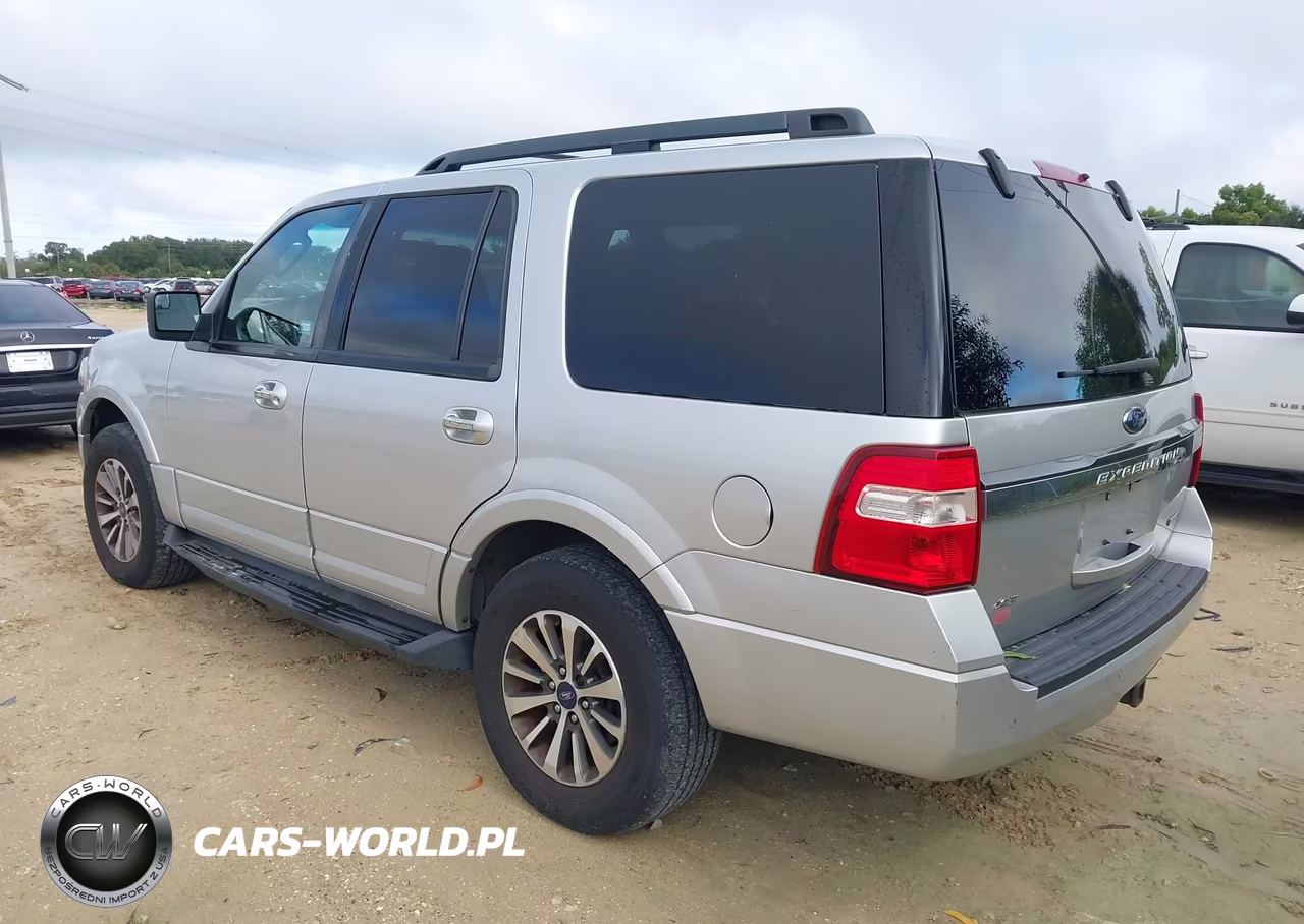 2016 Ford Expedition Xlt VIN:1FMJU1JT0GEF53084 - 3