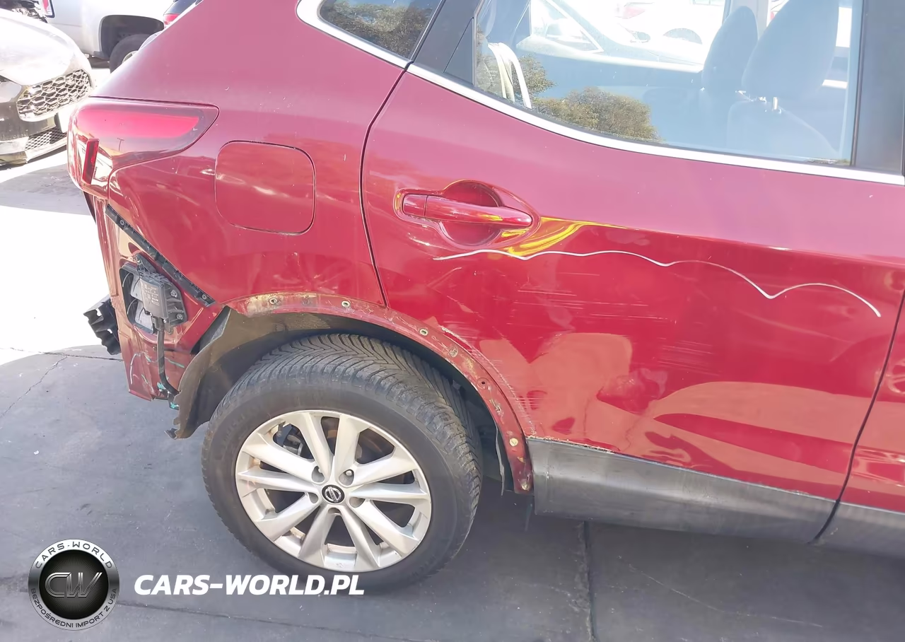 2019 Nissan Rogue Sport S VIN:JN1BJ1CP2KW243333 - 17