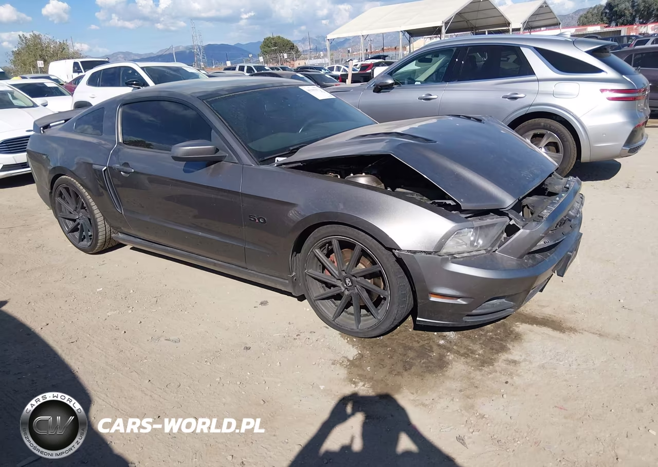 2013 Ford Mustang Gt Premium