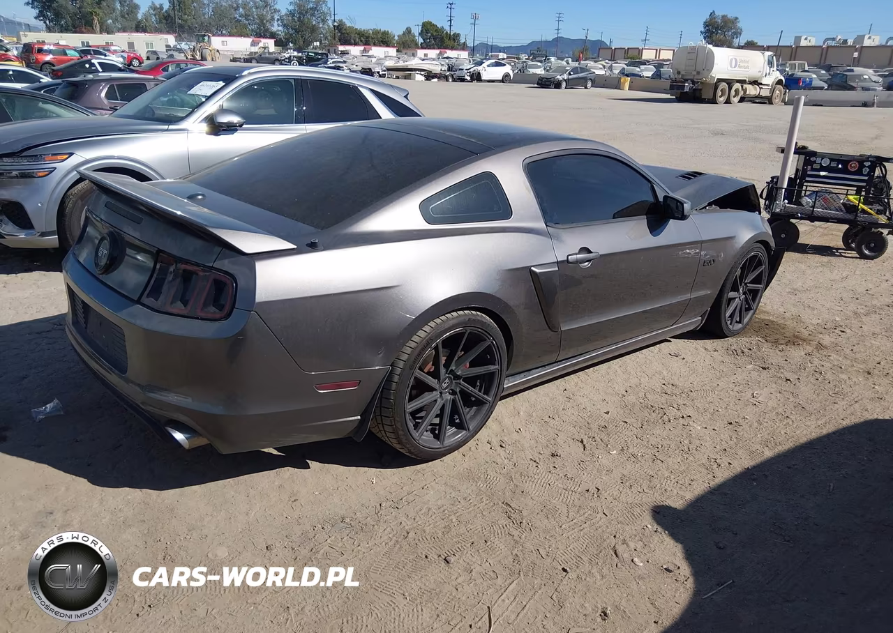 2013 Ford Mustang Gt Premium VIN:1ZVBP8CFXD5238219 - 4