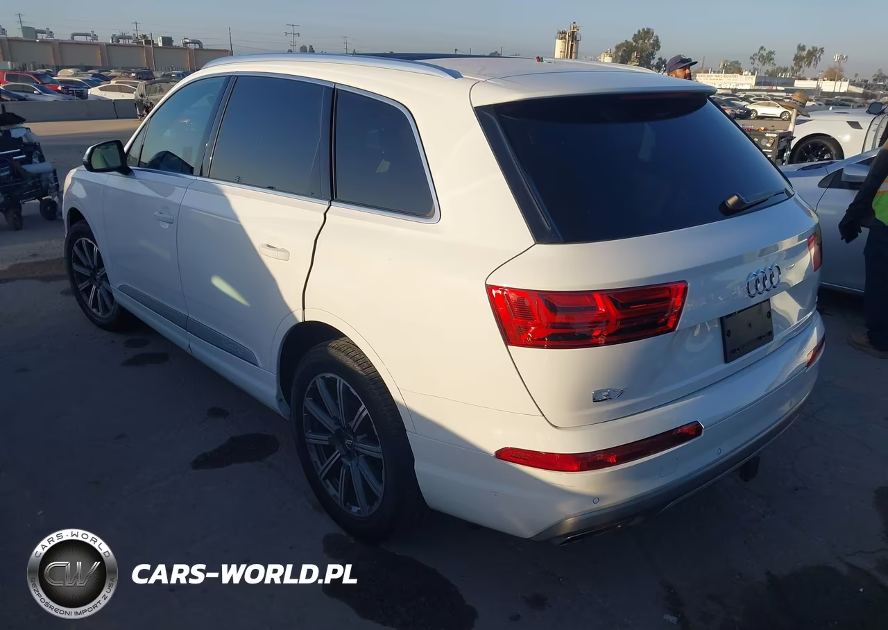 2019 Audi Q7 55 Premium-55 Se Premium VIN:WA1LAAF78KD038327 - 3