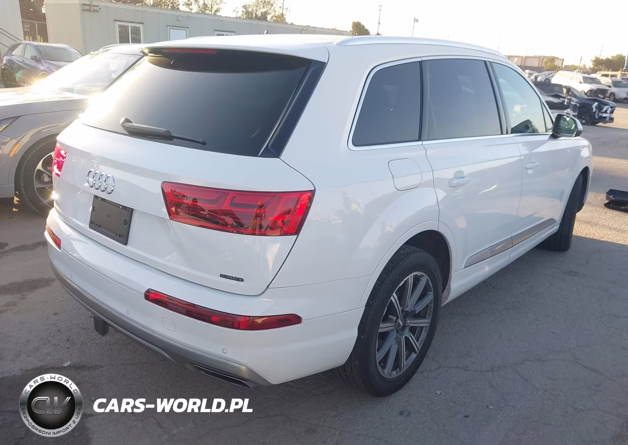 2019 Audi Q7 55 Premium-55 Se Premium VIN:WA1LAAF78KD038327 - 4