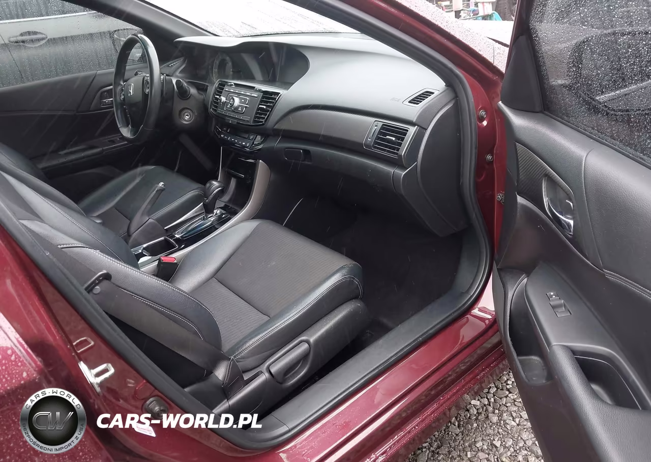 2016 Honda Accord Sport VIN:1HGCR2F5XGA199274 - 17