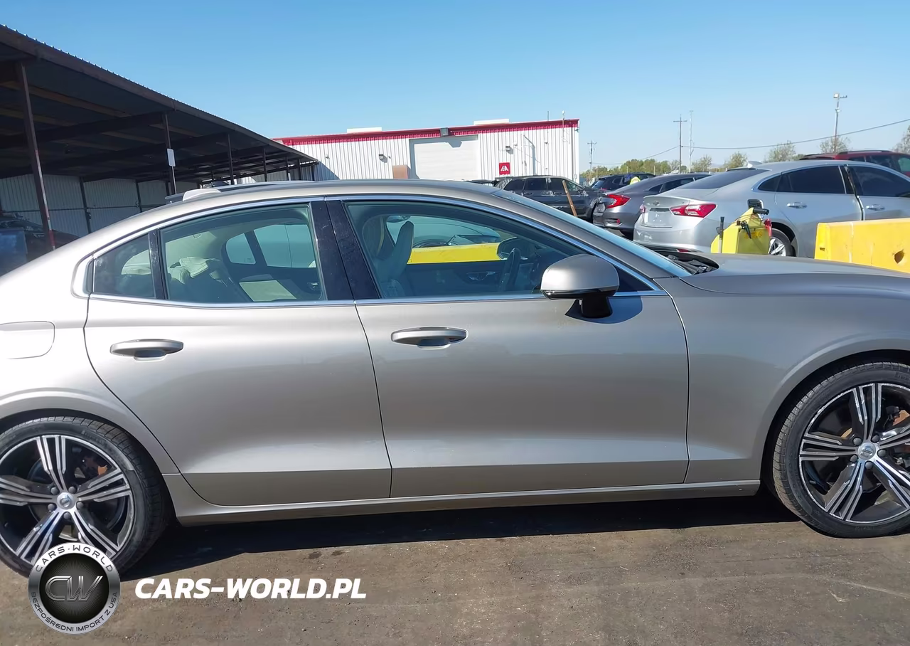 2019 Volvo S60 T6 Inscription VIN:7JRA22TL4KG000949 - 14