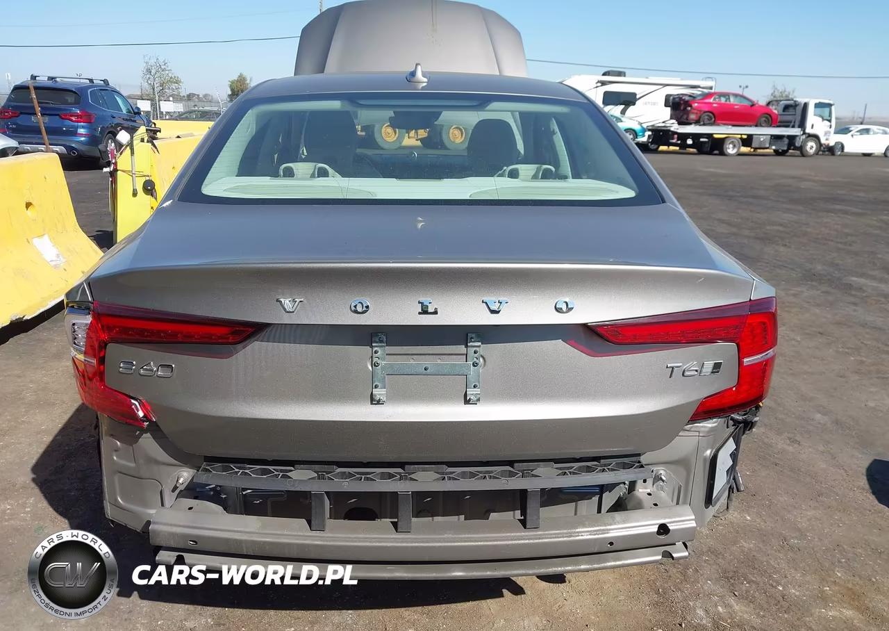 2019 Volvo S60 T6 Inscription VIN:7JRA22TL4KG000949 - 17