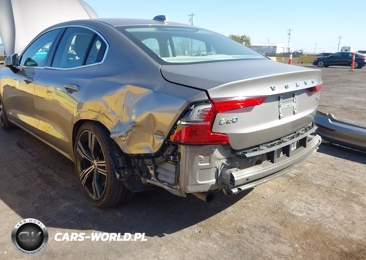 2019 Volvo S60 T6 Inscription VIN:7JRA22TL4KG000949 - 6