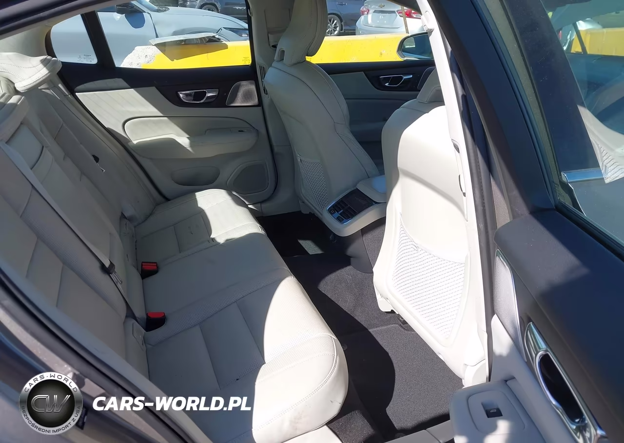 2019 Volvo S60 T6 Inscription VIN:7JRA22TL4KG000949 - 8