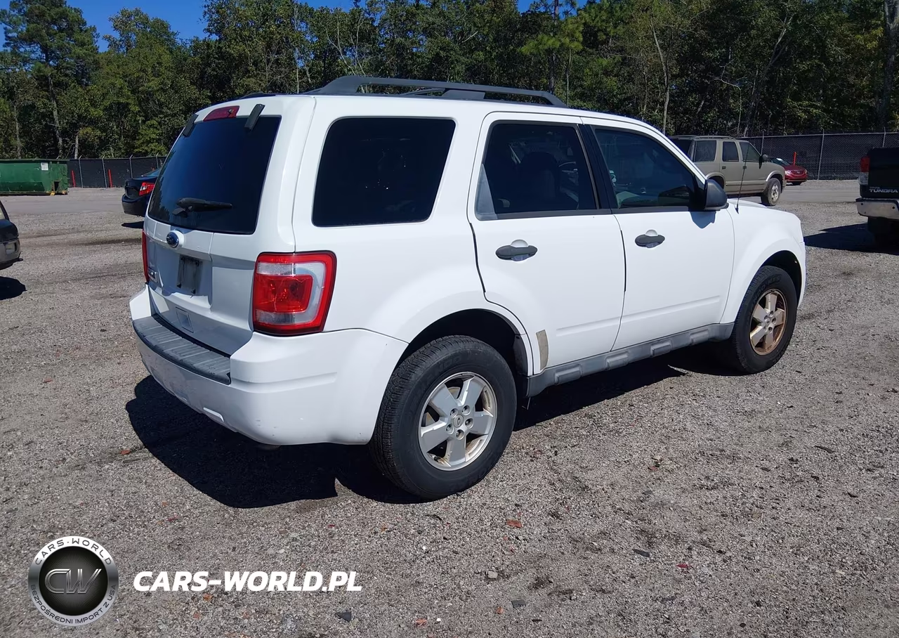 2012 Ford Escape Xlt VIN:1FMCU0D73CKB83729 - 4