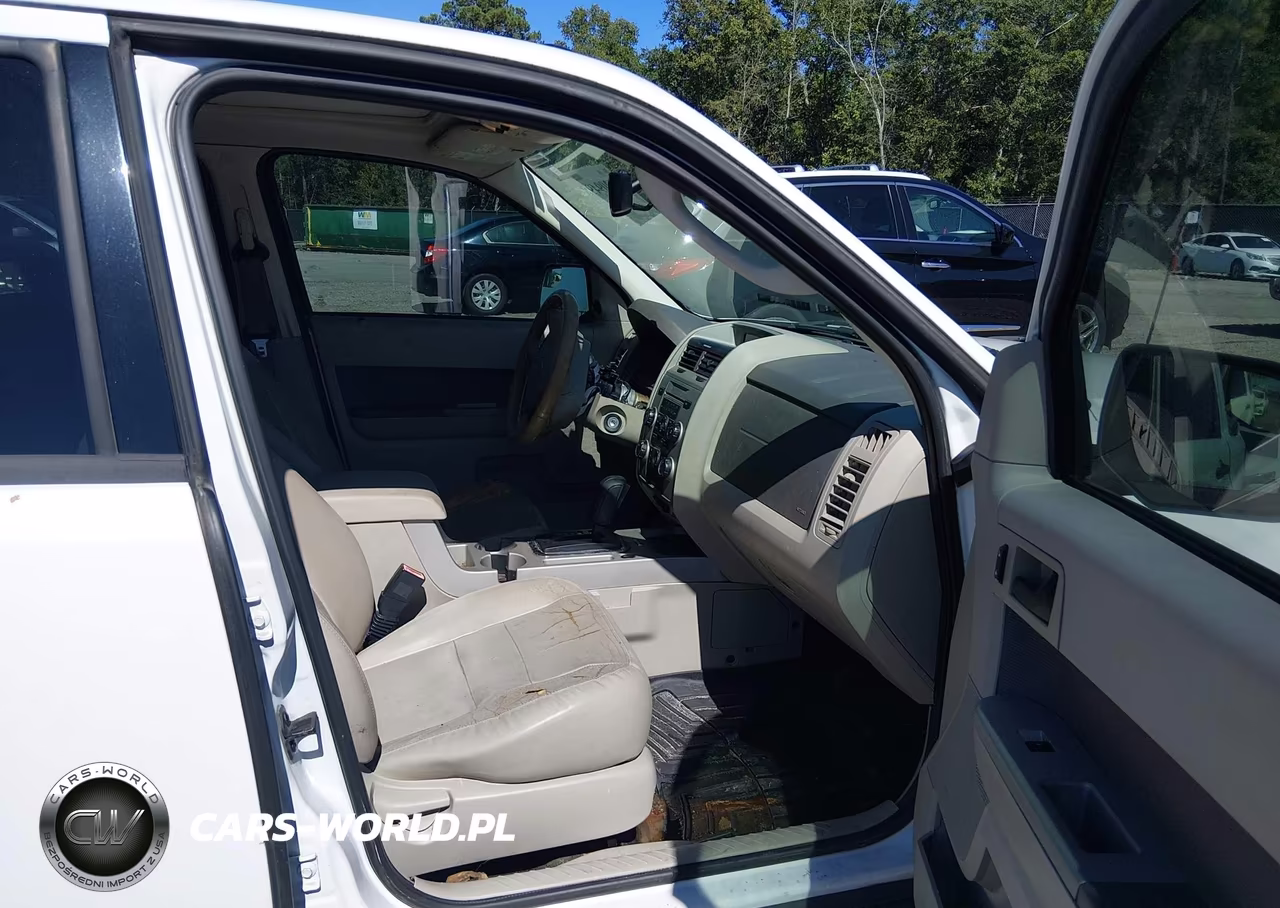 2012 Ford Escape Xlt VIN:1FMCU0D73CKB83729 - 5