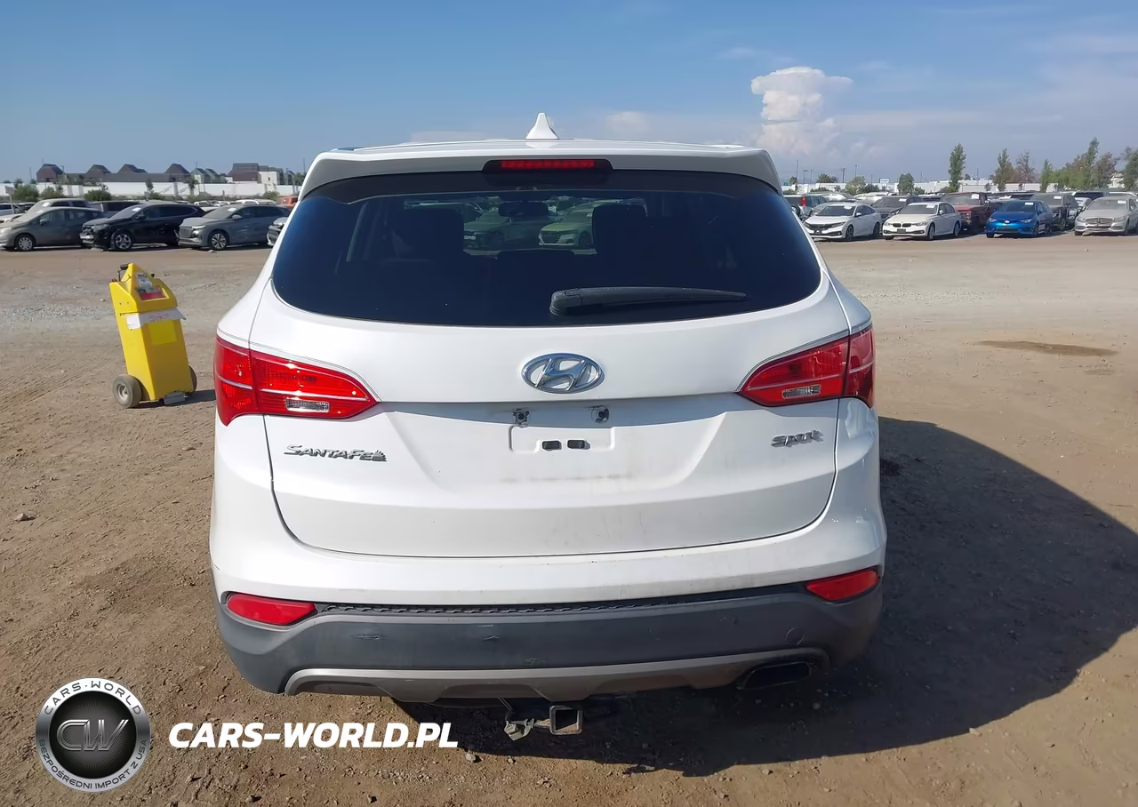 2016 Hyundai Santa Fe Sport 2.4L VIN:5XYZT3LB8GG377886 - 16