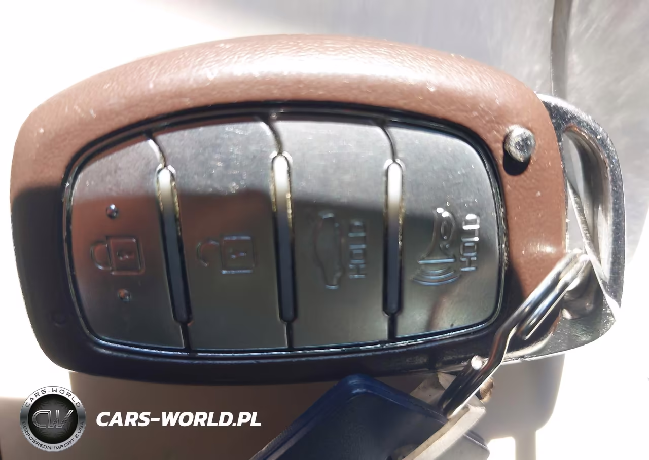 2019 Hyundai Elantra Value Edition VIN:5NPD84LF0KH418789 - 11