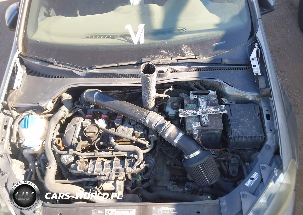 2010 Volkswagen Gti 2-Door W-Pzev (M6) VIN:WVWED7AJXAW418946 - 10