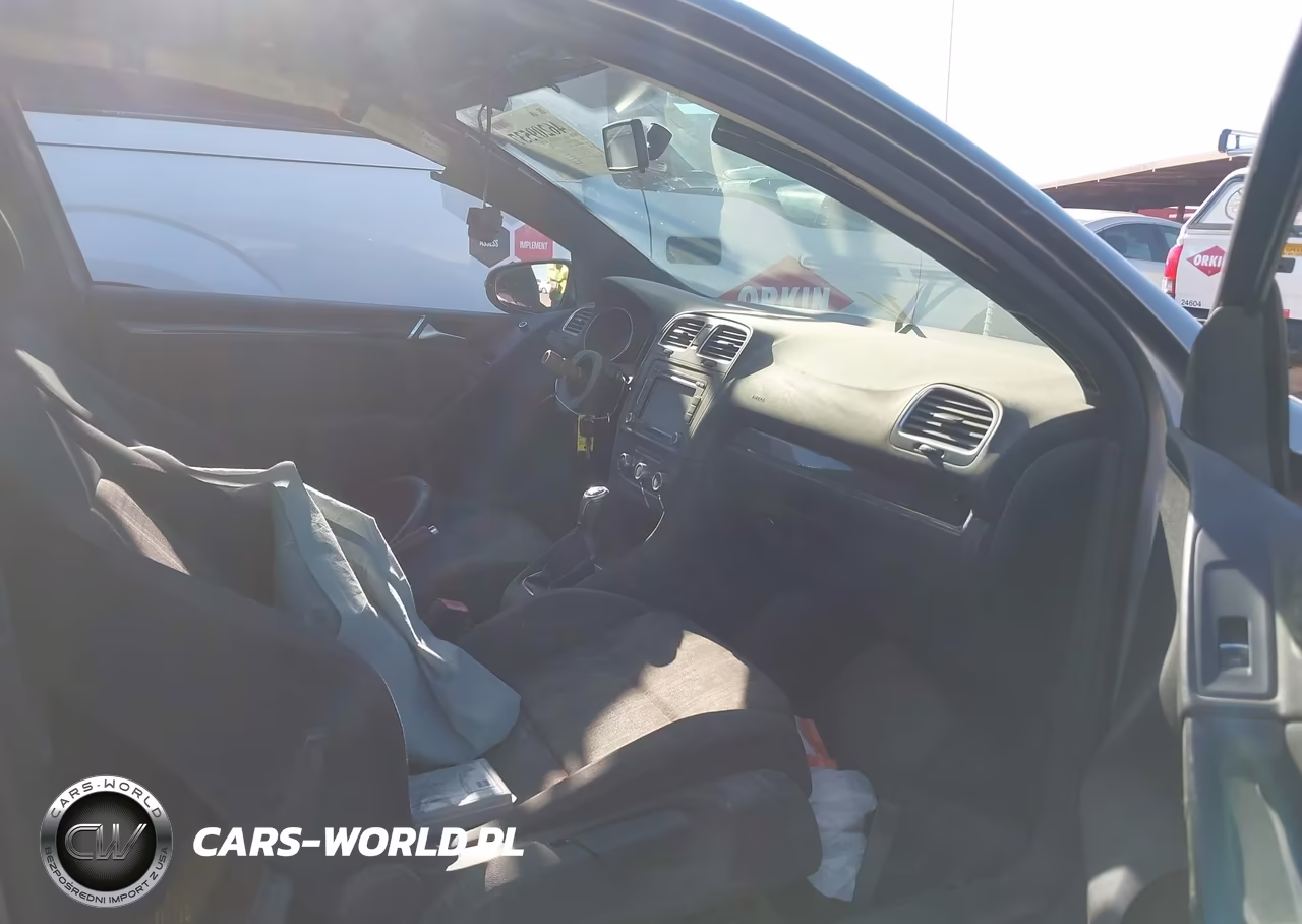 2010 Volkswagen Gti 2-Door W-Pzev (M6) VIN:WVWED7AJXAW418946 - 5