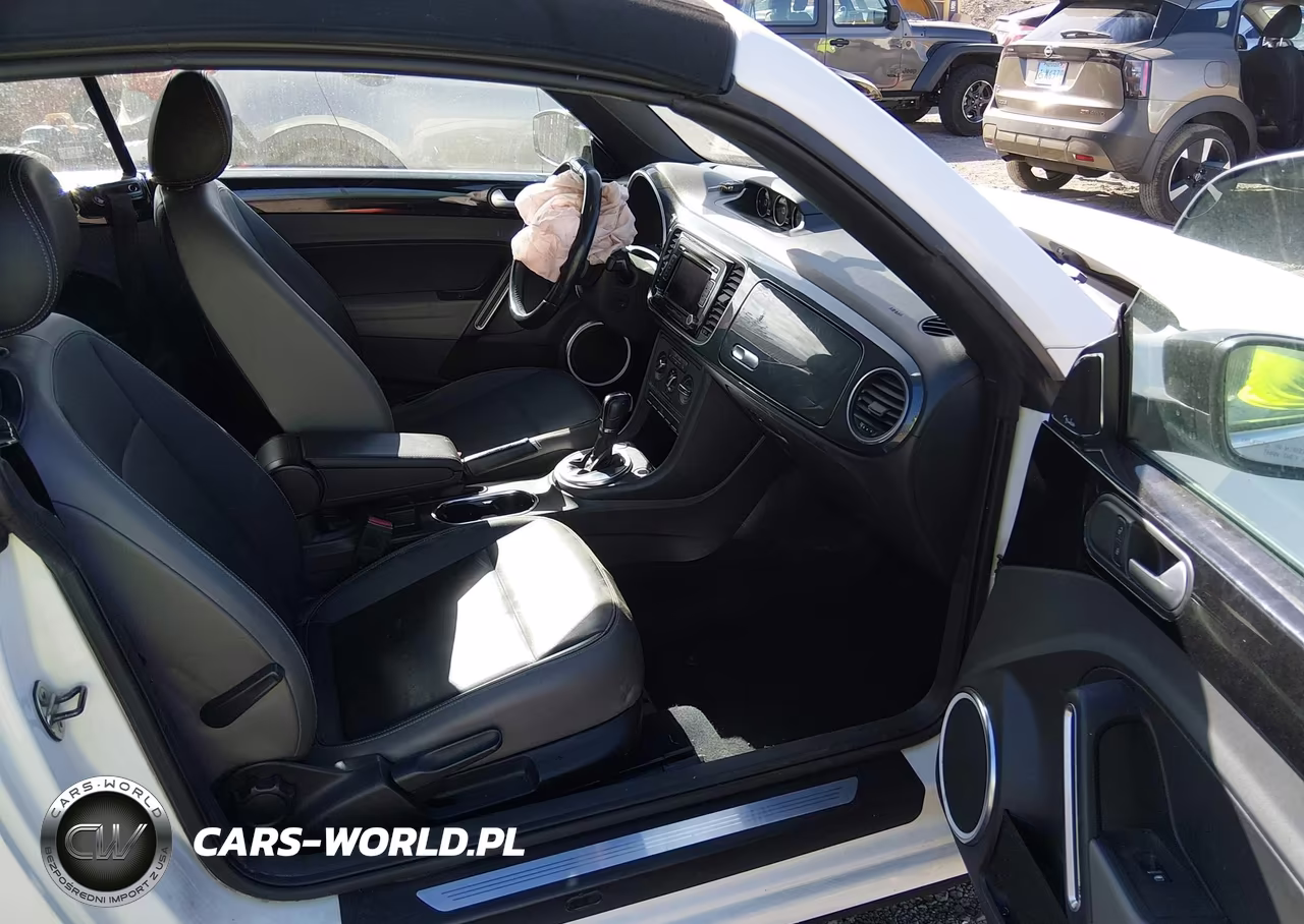 2013 Volkswagen Beetle 2.0T VIN:3VW7A7AT5DM804033 - 5