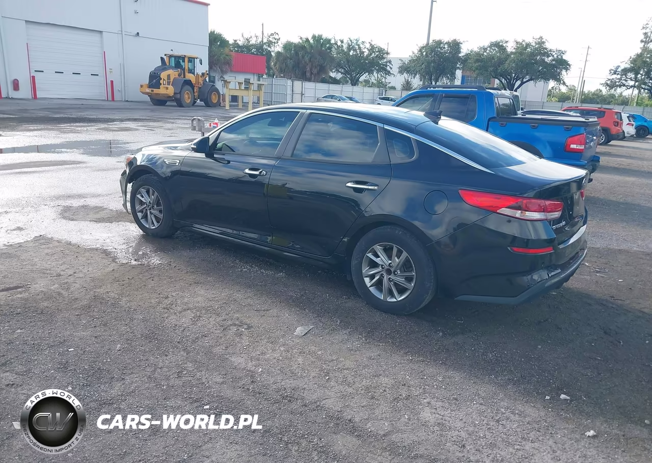2019 Kia Optima Lx VIN:5XXGT4L35KG309922 - 3