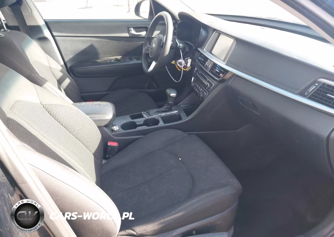 2019 Kia Optima Lx VIN:5XXGT4L35KG309922 - 5