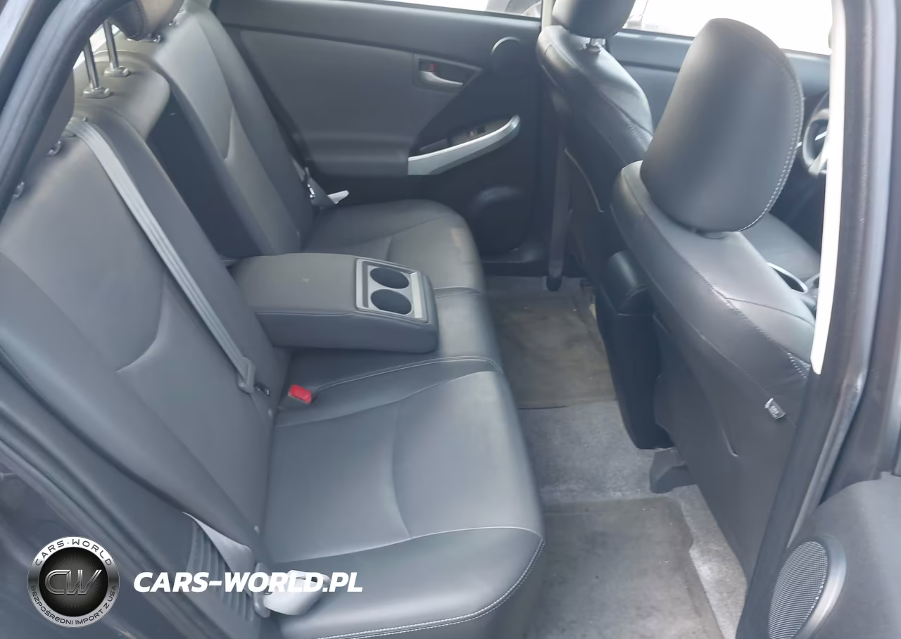 2014 Toyota Prius Five VIN:JTDKN3DU8E1741619 - 8