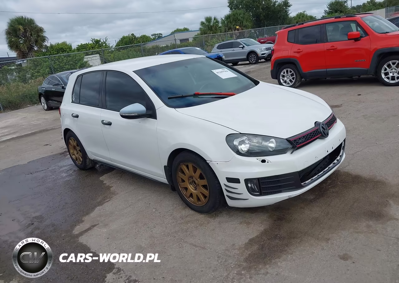 2013 Volkswagen Gti Wolfsburg Edition – zdjęcie 1 z 10