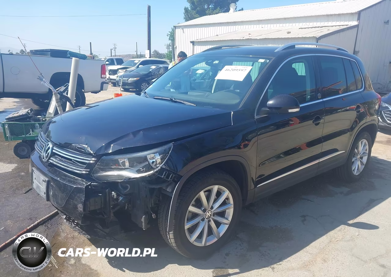 2017 Volkswagen Tiguan 2.0T Wolfsburg Edition VIN:WVGRV7AXXHK003125 - 2