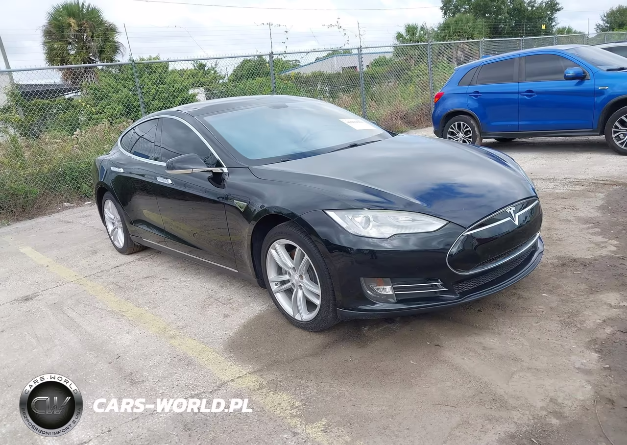 2013 Tesla Model S