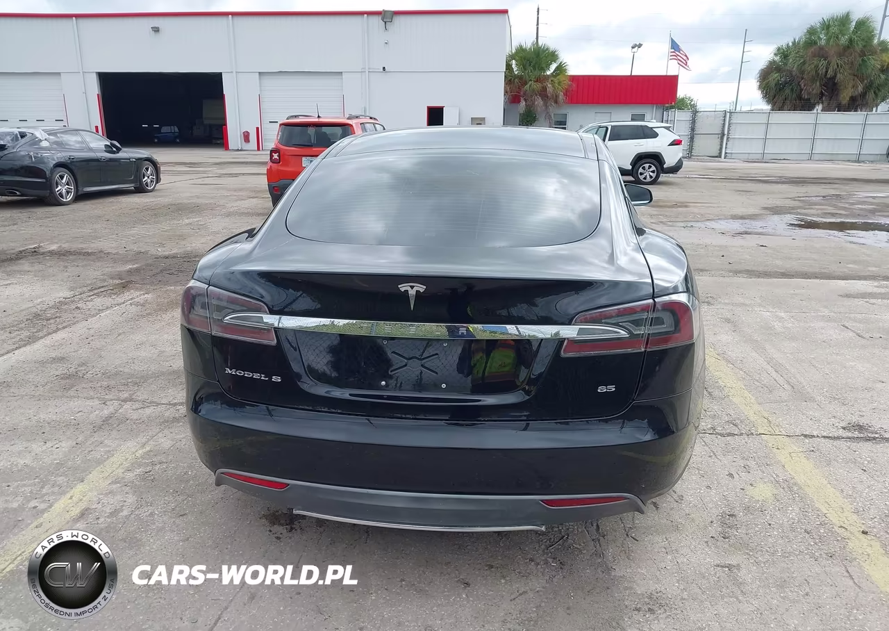 2013 Tesla Model S VIN:5YJSA1CGXDFP13175 - 16