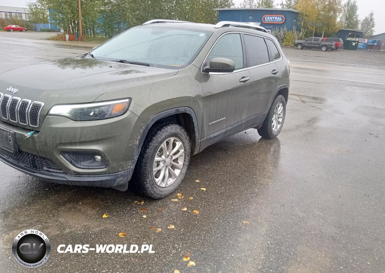 2019 Jeep Cherokee Latitude 4X4 VIN:1C4PJMCBXKD250406 - 2