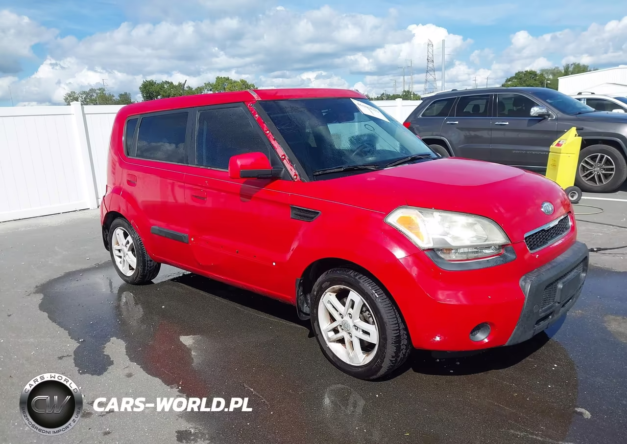2010 Kia Soul +