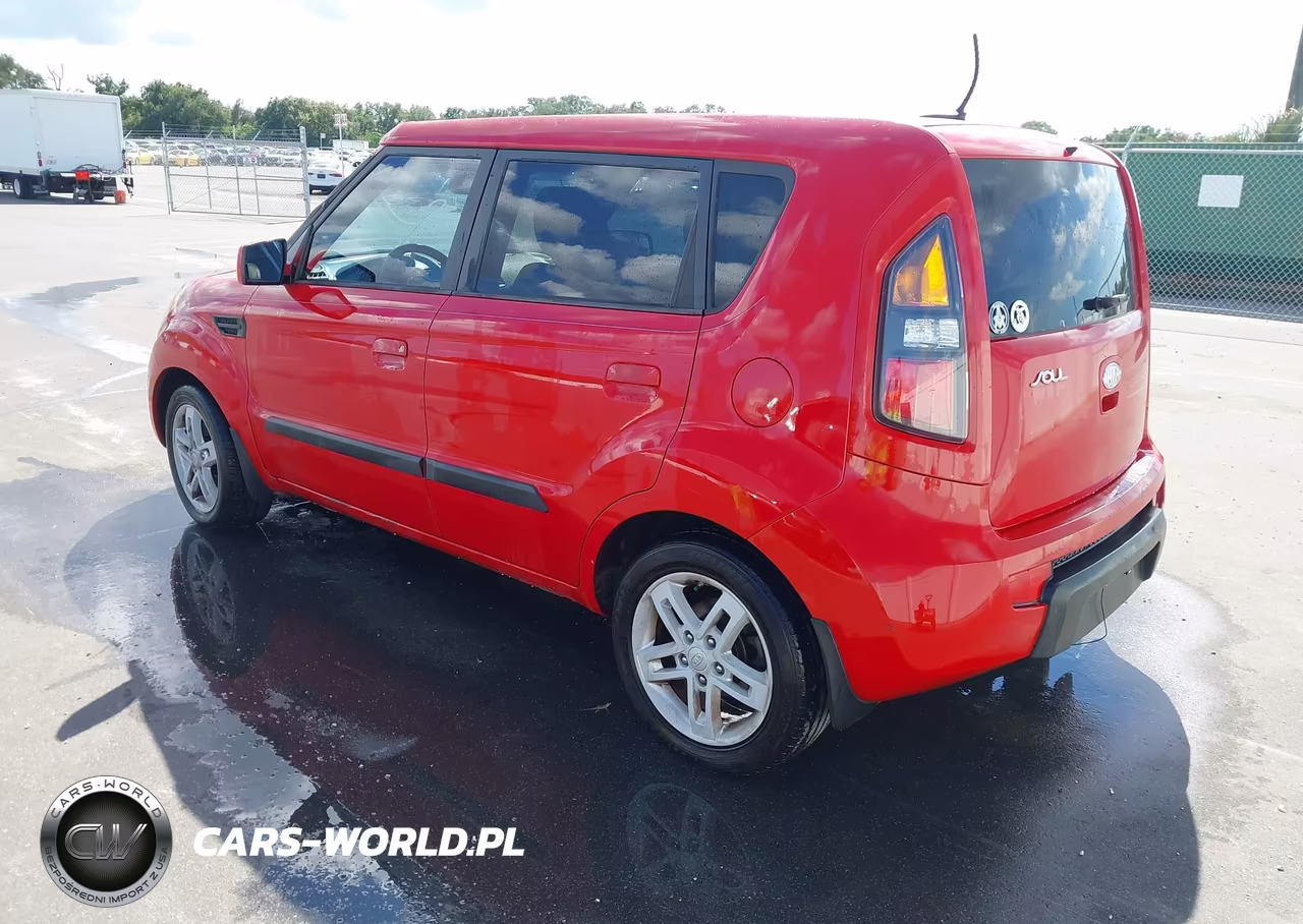 2010 Kia Soul + VIN:KNDJT2A21A7084314 - 3