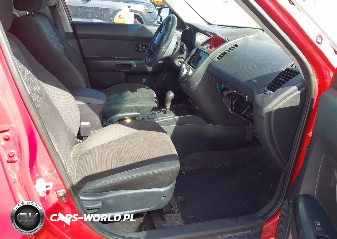 2010 Kia Soul + VIN:KNDJT2A21A7084314 - 5