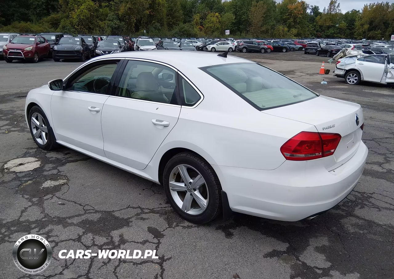 2015 Volkswagen Passat 2.0L Tdi Se VIN:1VWBV7A3XFC087437 - 3