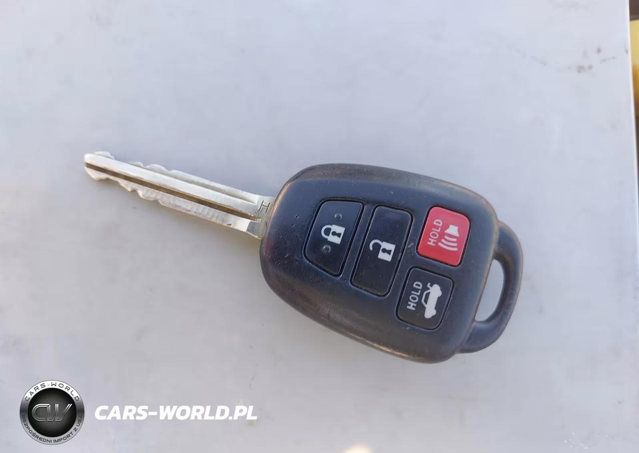 2015 Toyota Corolla Le VIN:2T1BURHE1FC327653 - 11
