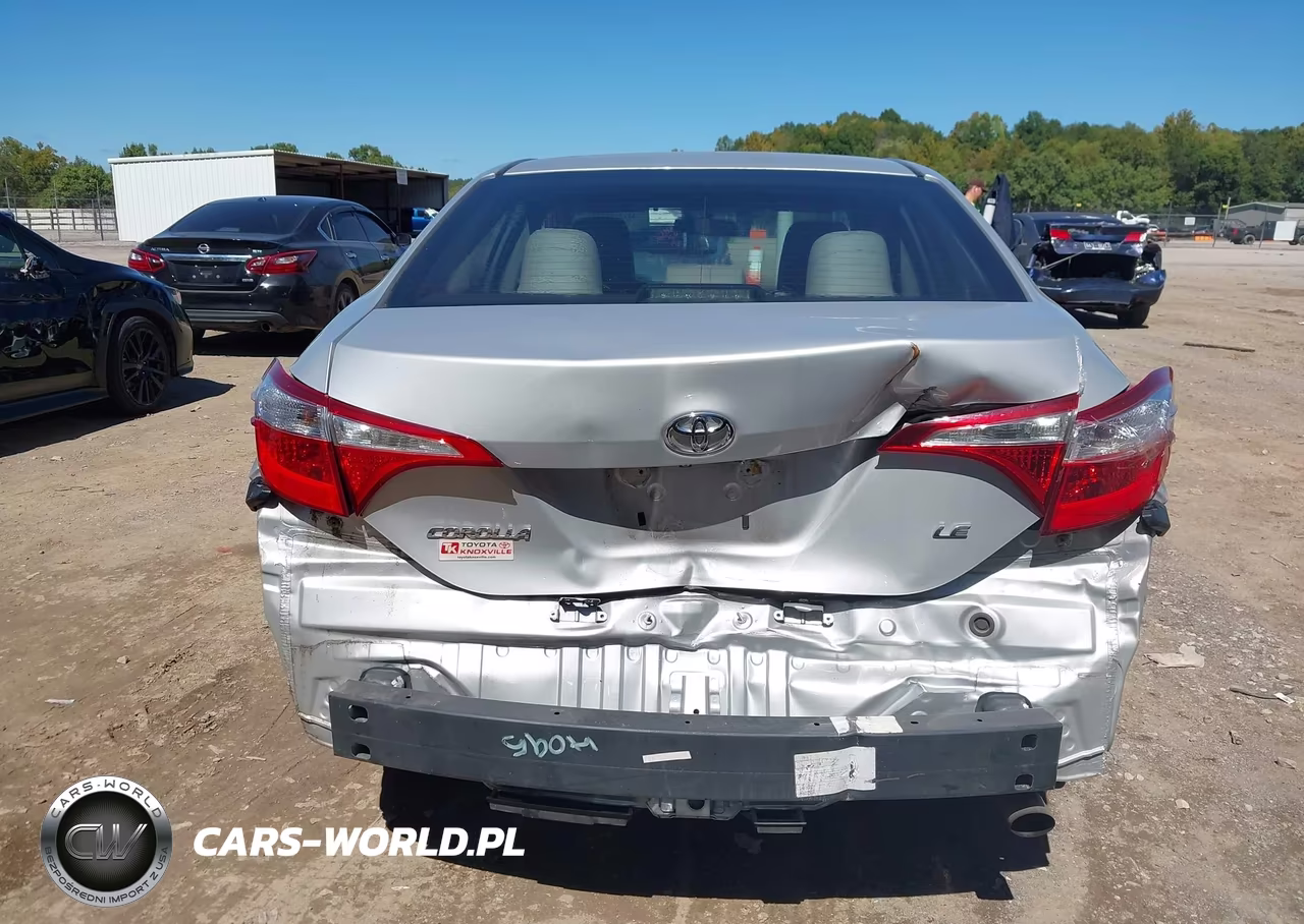 2015 Toyota Corolla Le VIN:2T1BURHE1FC327653 - 16