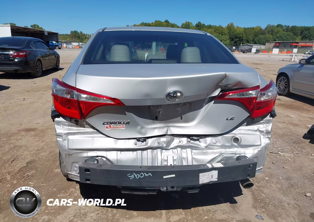 2015 Toyota Corolla Le VIN:2T1BURHE1FC327653 - 6