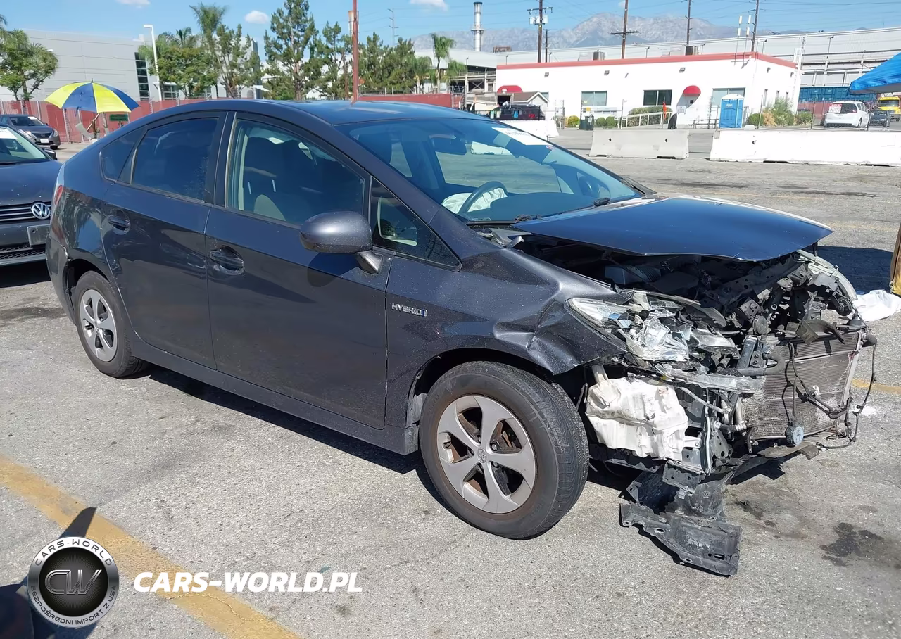 2015 Toyota Prius Two VIN:JTDKN3DU4F0449537 - 1