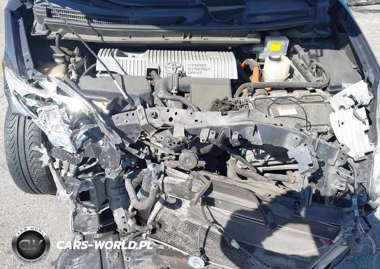 2015 Toyota Prius Two VIN:JTDKN3DU4F0449537 - 10