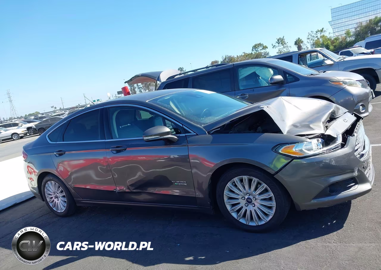 2016 Ford Fusion Energi Se Luxury VIN:3FA6P0PU4GR229683 - 13