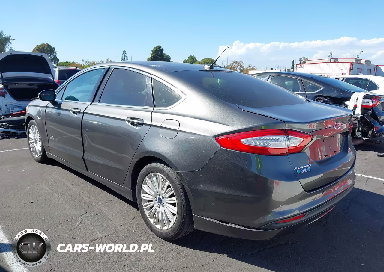 2016 Ford Fusion Energi Se Luxury VIN:3FA6P0PU4GR229683 - 3