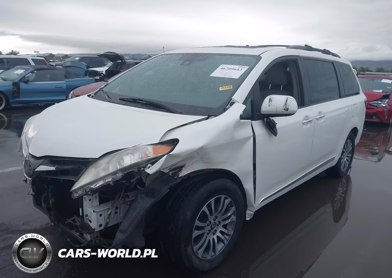 2018 Toyota Sienna Xle 8 Passenger VIN:5TDYZ3DC6JS912130 - 2