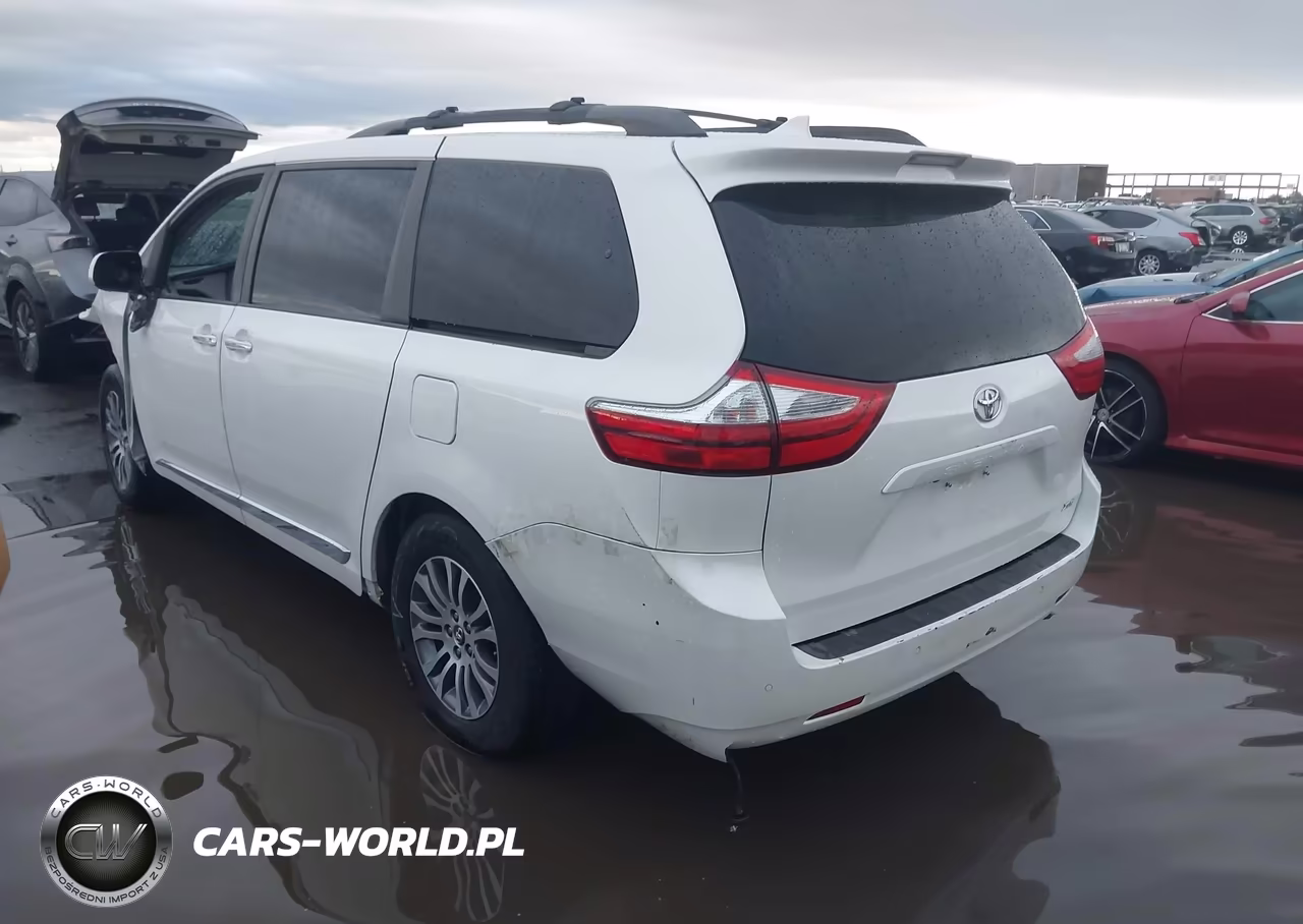 2018 Toyota Sienna Xle 8 Passenger VIN:5TDYZ3DC6JS912130 - 3